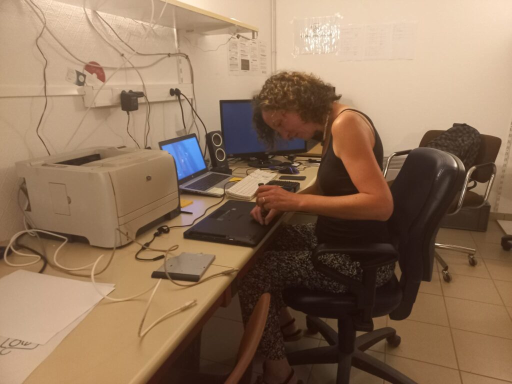 Reconditionnement informatique EBECOB - Démontage d'un ordinateur portable